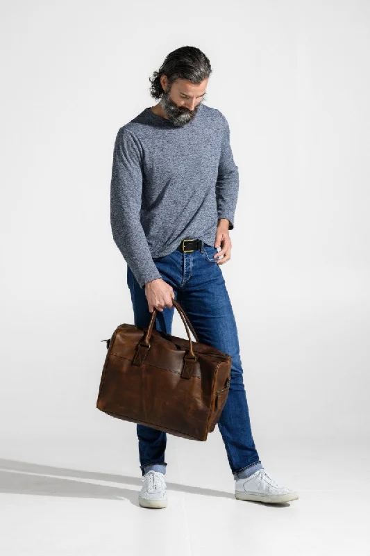 Versatile Wardrobe Moore & Giles Booker Cabin Duffel in Baldwin Oak